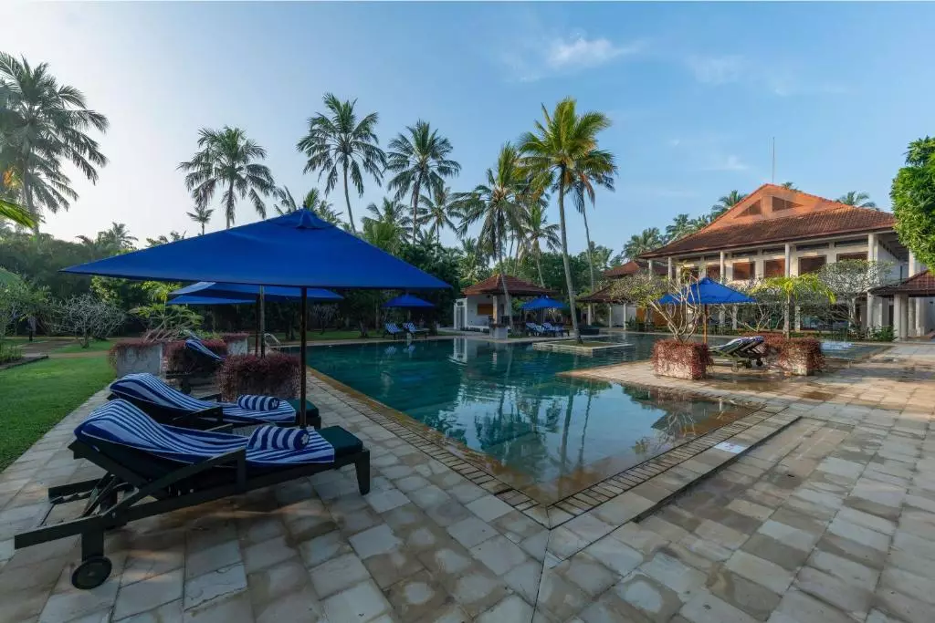 Serene Pavilions